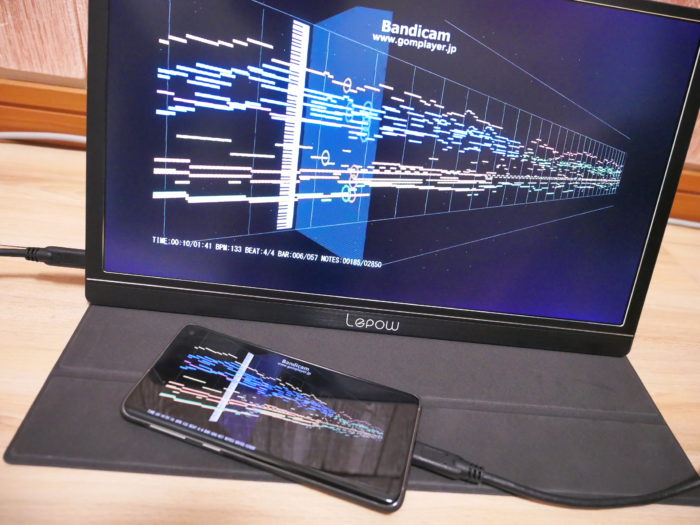 スマホもPCも『USB-Cケーブル一本で接続できる』15.6インチのモバイル